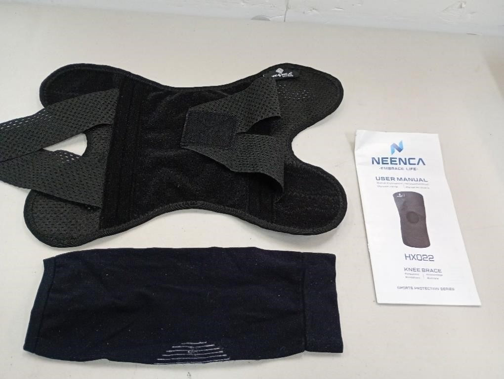 NEENCA Knee Brace with Side Stabilizers, Gel Pads & Adjustable Straps